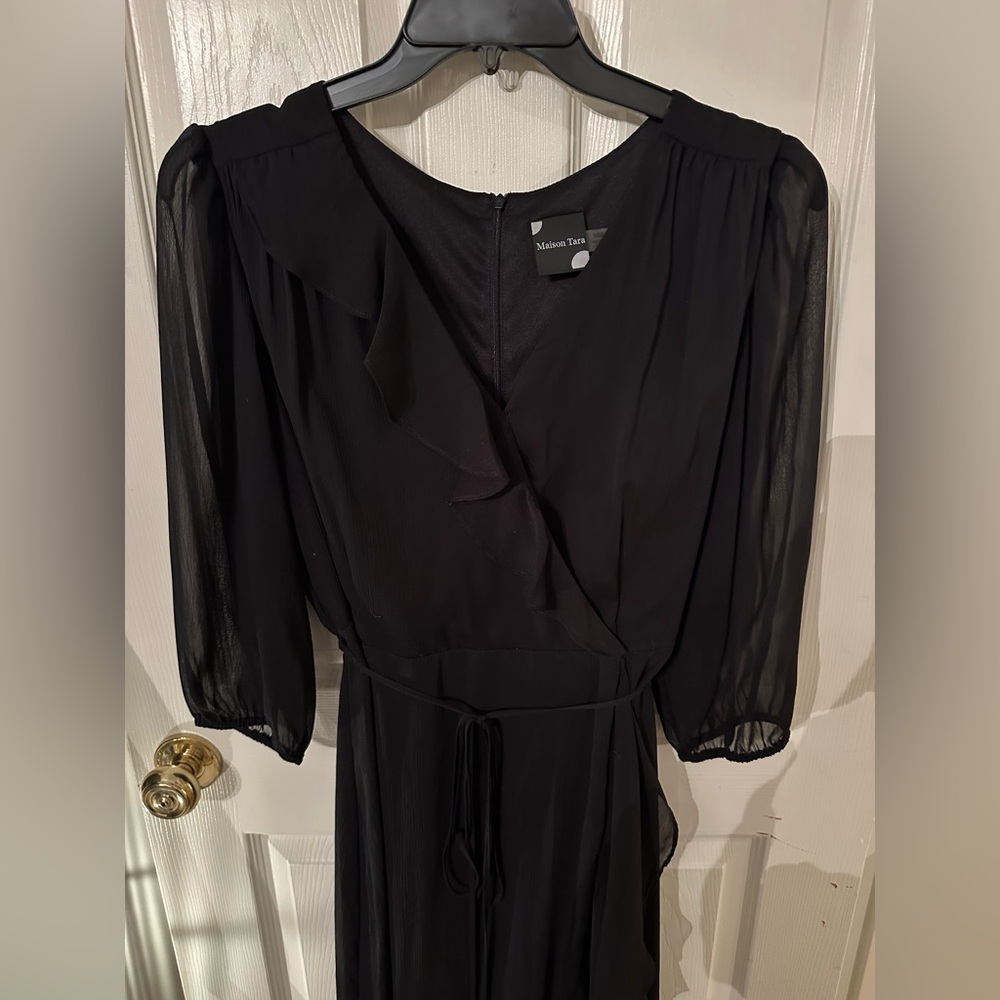 Maison Tara Women's Black V-Neck Chiffon Maxi Dress | 14